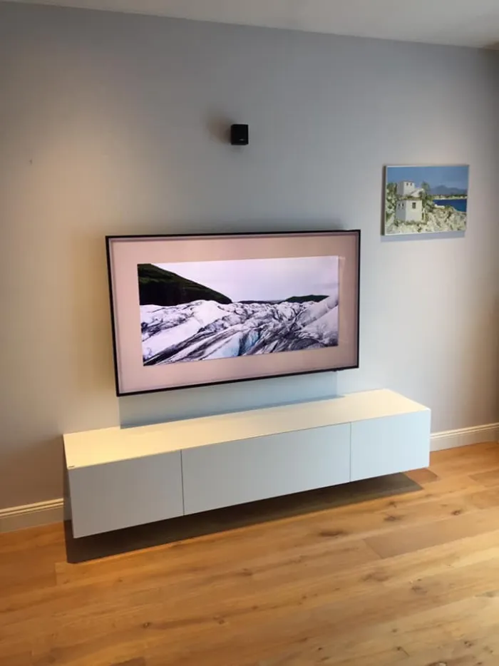 Geplaatst Ardeno tv meubel in een woonkamer